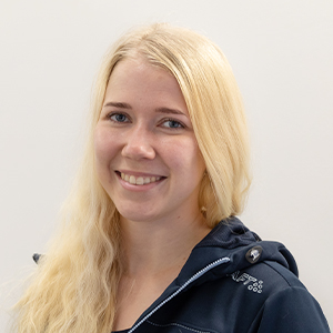 Veera_Karvonen_2021_kuva_Pinja_Tavasti Veera Karvonen