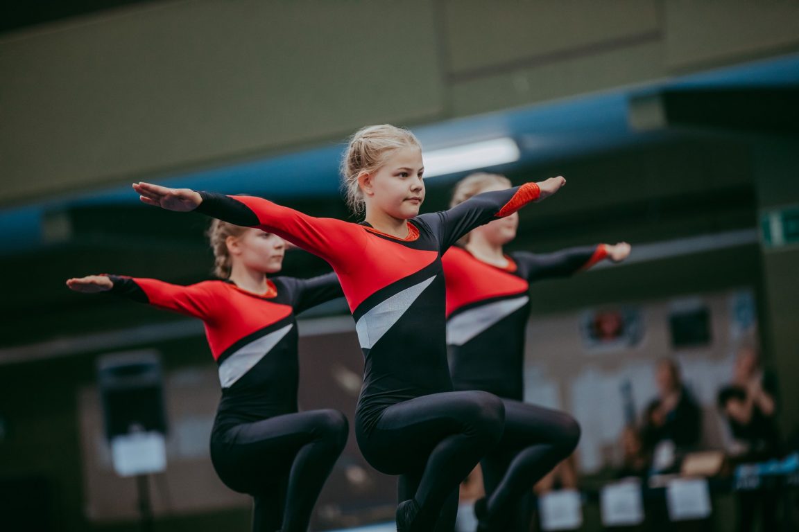 Voimistelupaivat_2019_kuva_Milla_Vahtila_009 TeamGym lasten kukkovaaka