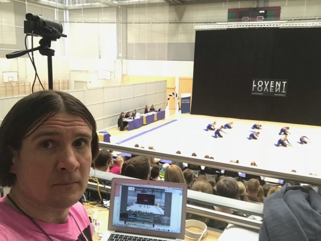 Voimistelu-lehti4_2020_ToissaVoimistelussa_Ilkka-Valli